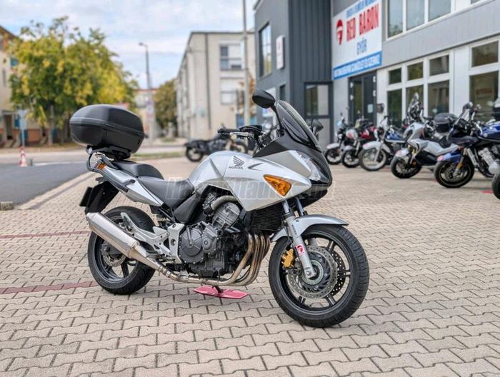 HONDA CBF 600