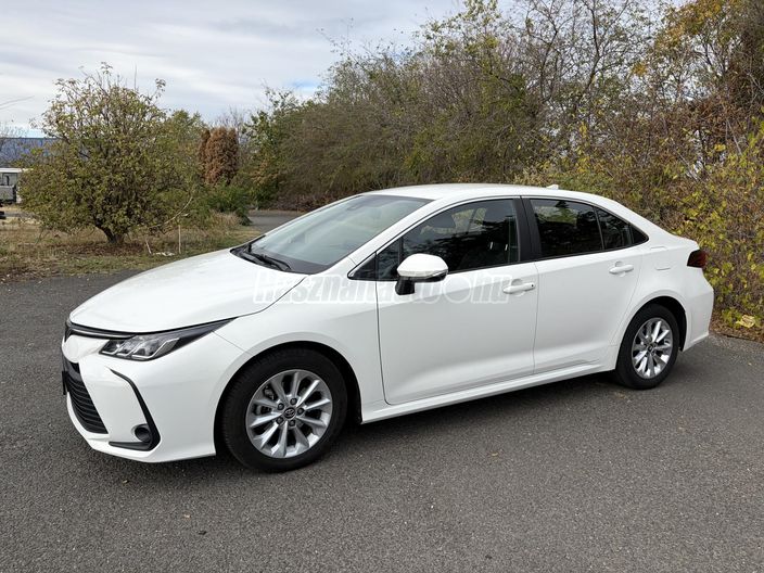 TOYOTA COROLLA 1.8 Hybrid Comfort Business e-CVT