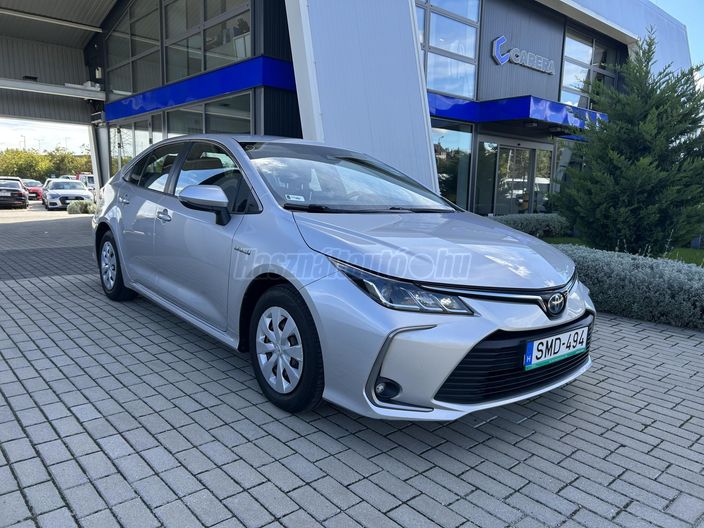 TOYOTA COROLLA Sedan 1.8 Hybrid Active Business e-CVT