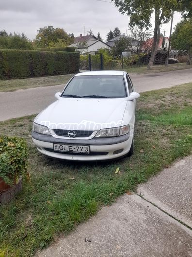 OPEL VECTRA B 1.6 16V GL