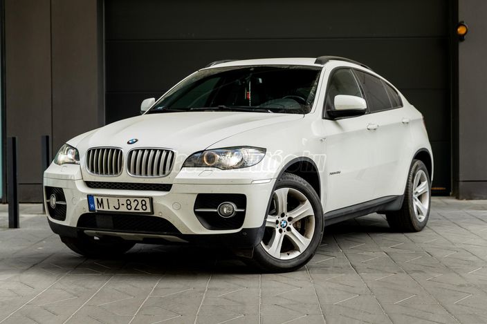 BMW X6 xDrive40d (Automata) (5 személyes )