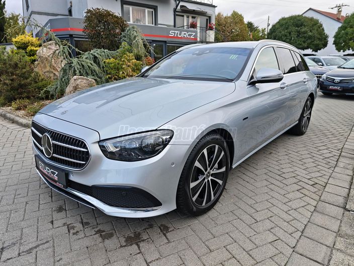 MERCEDES-BENZ E 300 de T 4Matic 9G-TRONIC Plug-in hybrid