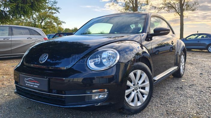 VOLKSWAGEN BEETLE