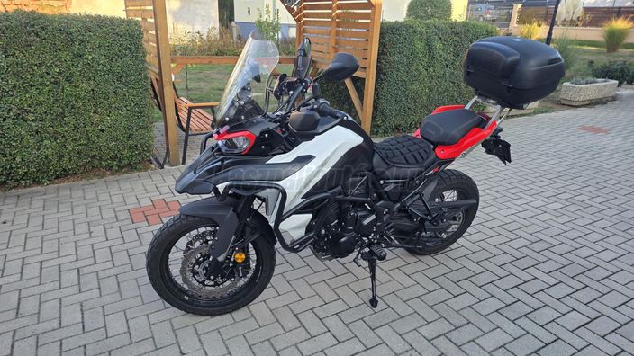 BENELLI TRK 702 X