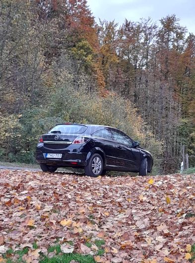 OPEL ASTRA H 1.8 GTC Cosmo (Automata)