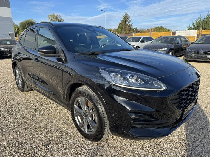 FORD KUGA 2.5 PHEV ST-Line X CVT