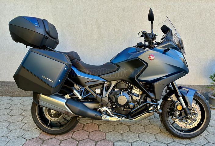 HONDA NT 1100 A