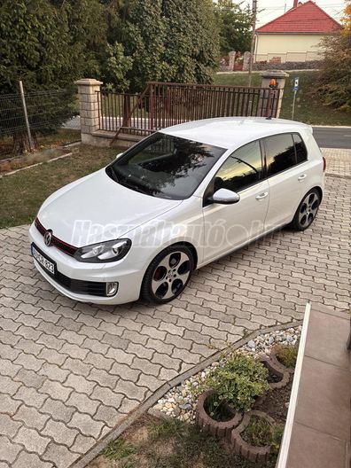 VOLKSWAGEN GOLF VI 2.0 TSI GTI DSG