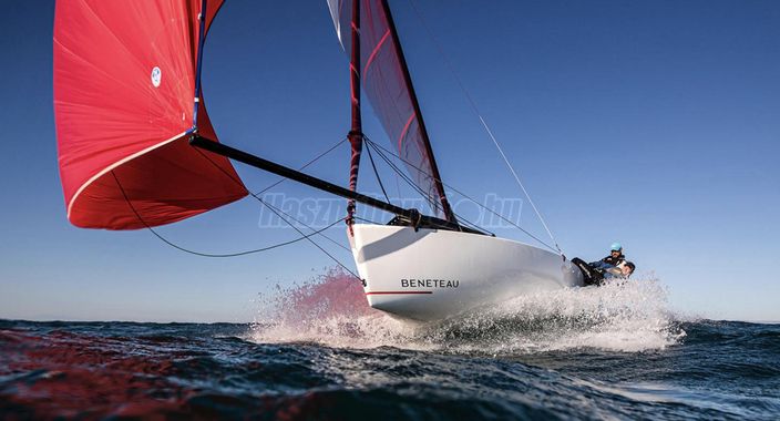 BENETEAU First 18SE
