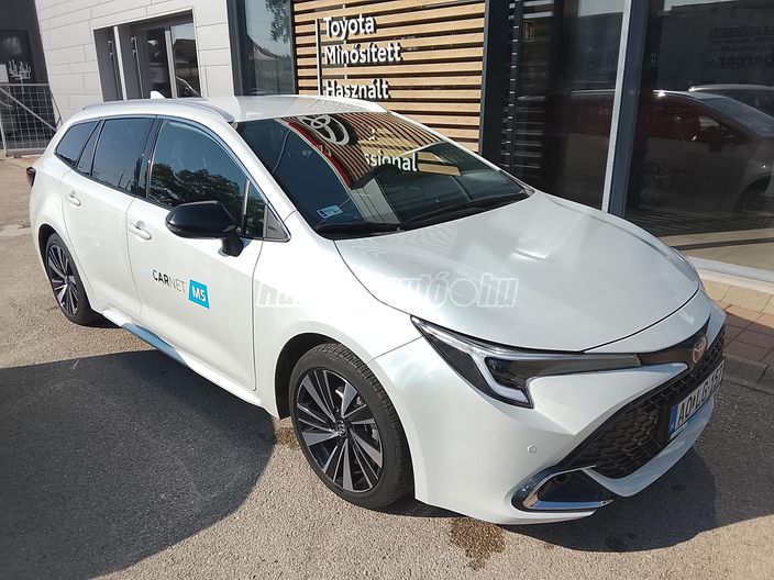 TOYOTA COROLLA Touring Sports 1.8 Hybrid Style e-CVT
