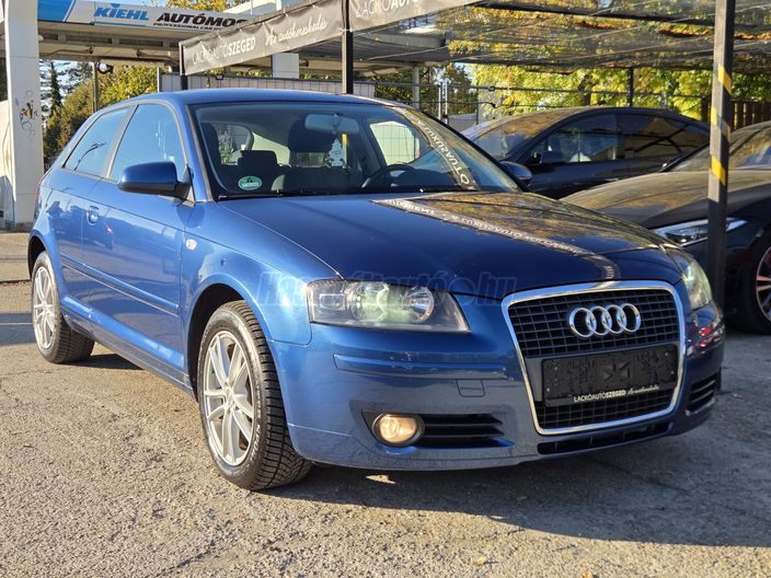 AUDI A3 1.6 Attraction Tiptronic ic