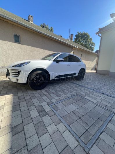 PORSCHE MACAN S PDK