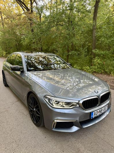 BMW 550 M550i xDrive (Automata)