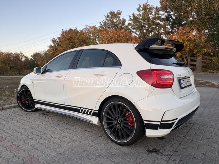 MERCEDES-AMG A 45