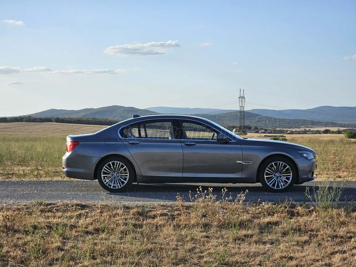 BMW 730 730d (Automata)
