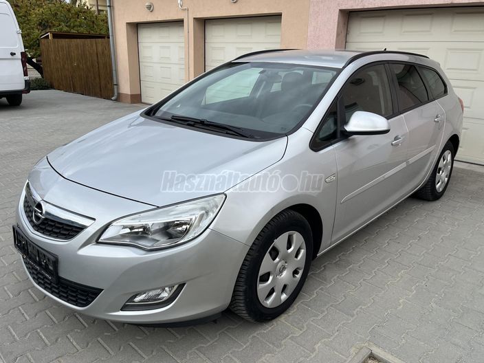 OPEL ASTRA J 1.3 CDTI EcoFLEX Start-Stop Sport