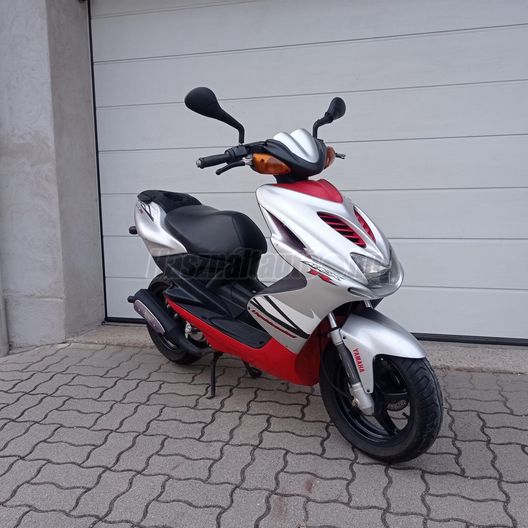 YAMAHA AEROX RACING