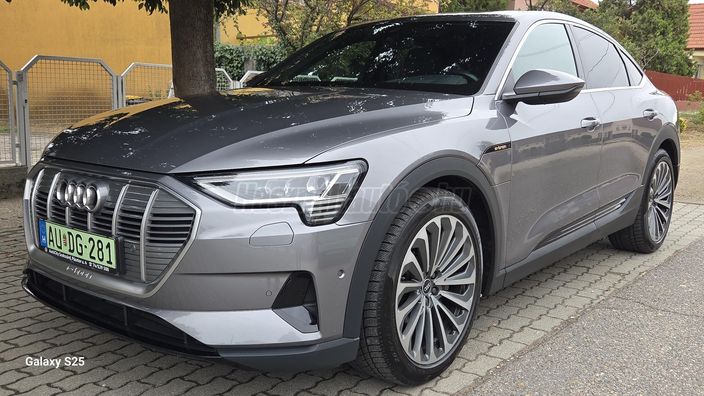 AUDI E-TRON Sportback 55 S line quattro (Automata)