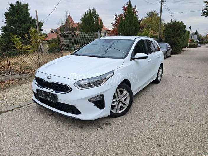 KIA CEE'D Ceed SW 1.6 CRDi HP Gold DCT
