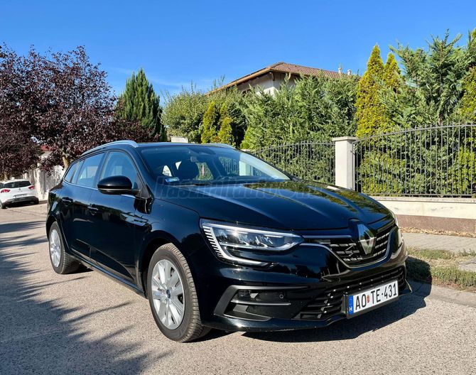 RENAULT MEGANE Grandtour 1.6 E-Tech Hybrid Intens