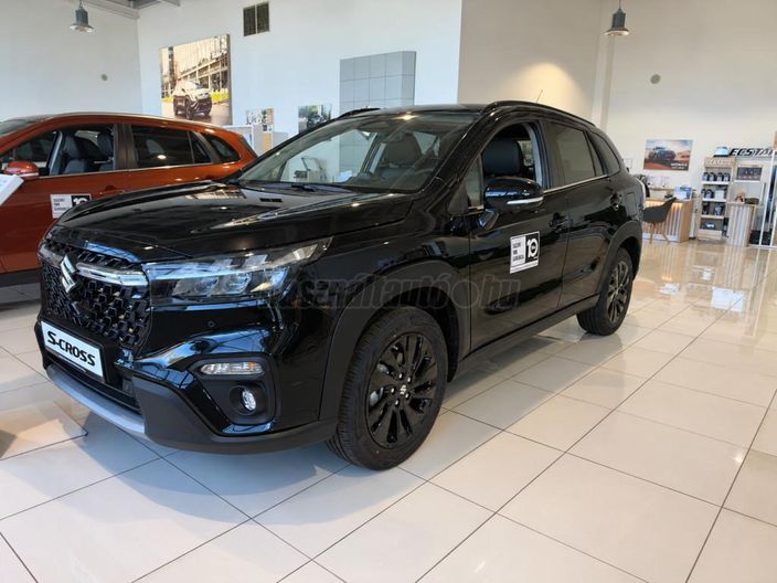 SUZUKI S-CROSS 1.4 GLX 2WD 6MT URBAN BLACK | akár 0% THM