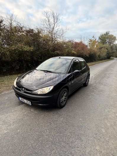PEUGEOT 206 1.4 HDi X-Design