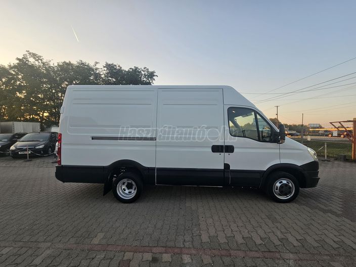 IVECO 35 Daily C 13 V 3000L H2