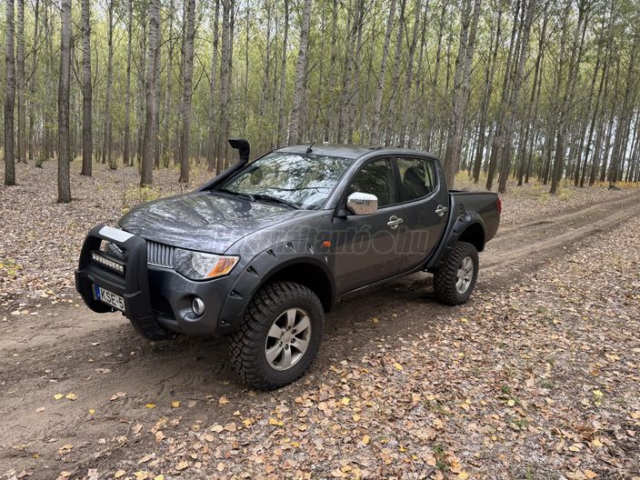 MITSUBISHI L 200 Pick Up 2.5 TD DC Special Edition SUT
