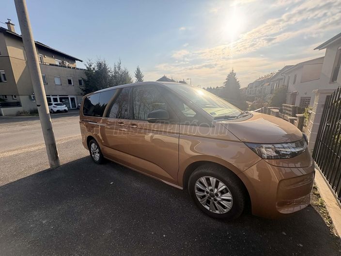 VOLKSWAGEN MULTIVAN 2.0 TDI DSG HT (7 személyes )