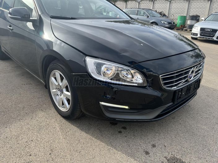 VOLVO V60 1.6 D [D2] Kinetic Powershift