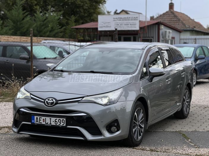 TOYOTA AVENSIS Touring Sports 2.0 D-4D Executive