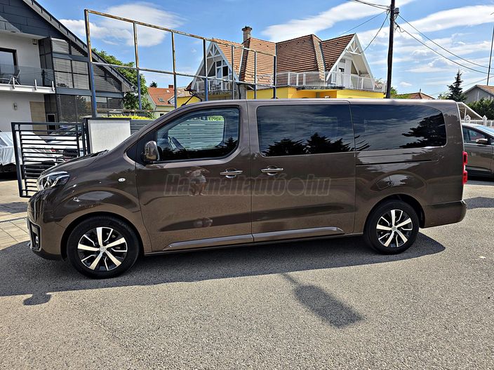 TOYOTA PROACE 2.0 D-4D Family Professional - L2H1 (8 személyes )