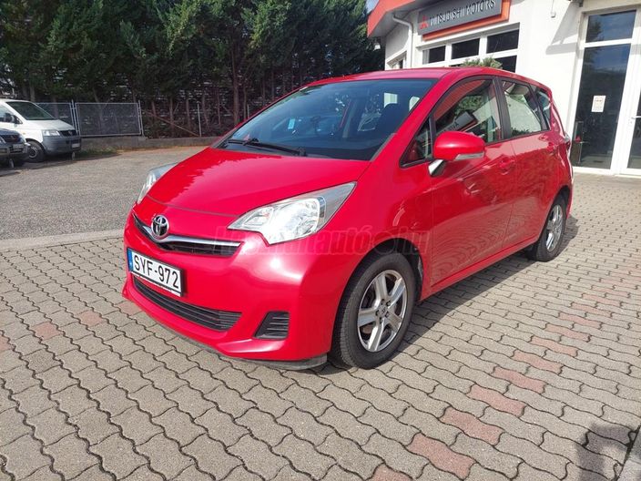 TOYOTA VERSO-S Verso S 1.33 VVT-i