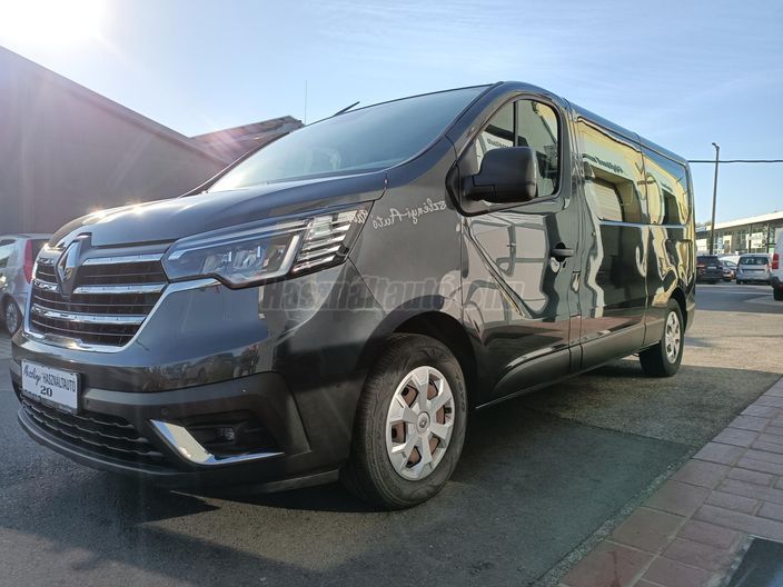 RENAULT TRAFIC 2.0 Blue dCi 150 L2H1 Pack Comfort (9 személyes )