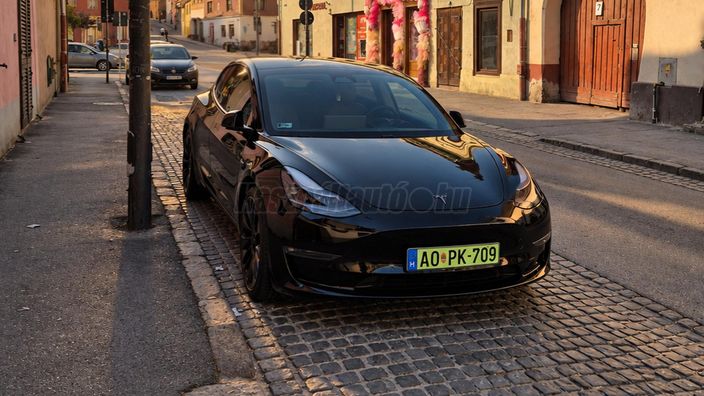 TESLA MODEL 3 Performance AWD (Automata)