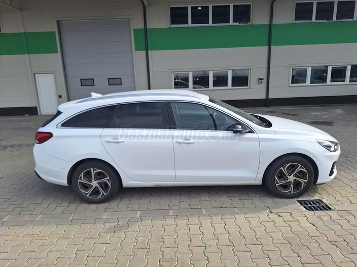 HYUNDAI I30 1.6 CRDi LP Comfort