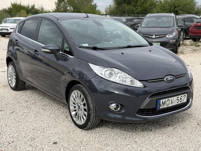 FORD FIESTA 1.4 Champions (Automata)