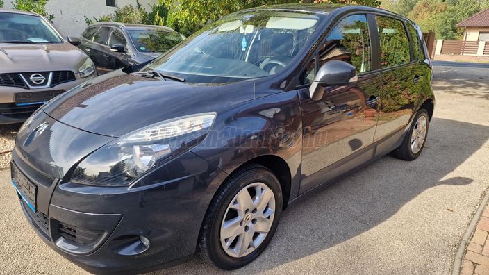 RENAULT SCENIC Scénic 1.6 16V TomTom