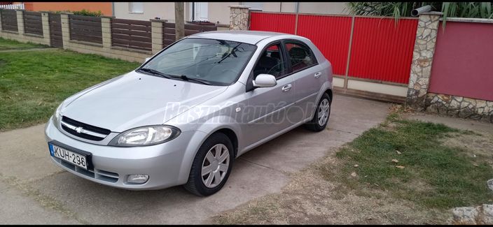 CHEVROLET LACETTI 1.4 16V Elite AC