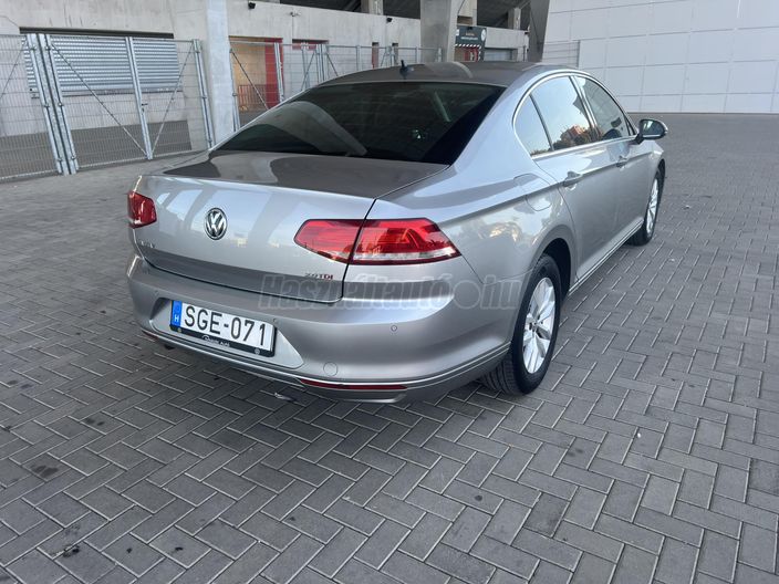 VOLKSWAGEN PASSAT VIII 2.0 TDI BMT Comfortline DSG