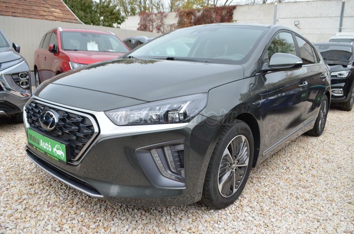 HYUNDAI IONIQ plug-in 1.6 GDi Premium DCT