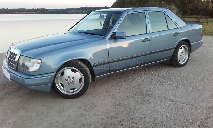 MERCEDES-BENZ W 124