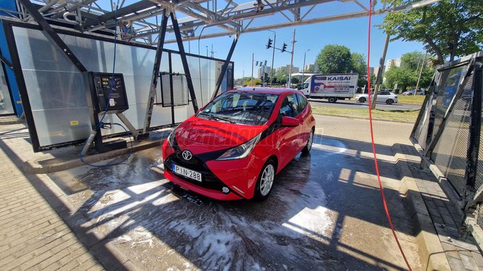 TOYOTA AYGO 1.0 x+comfort