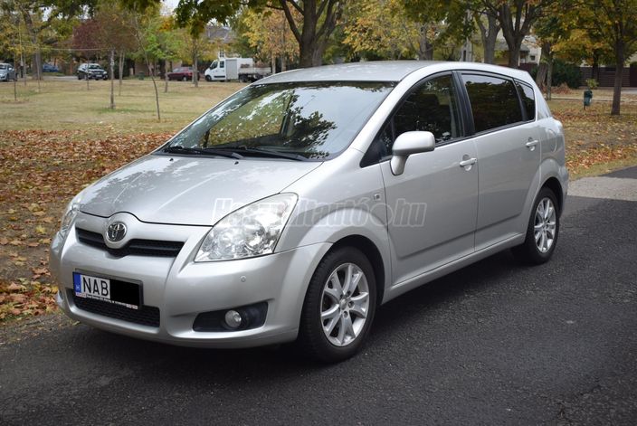 TOYOTA COROLLA VERSO 1.8 Linea Sol M-MT