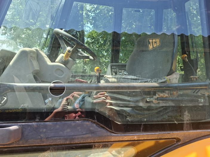 JCB 3CX