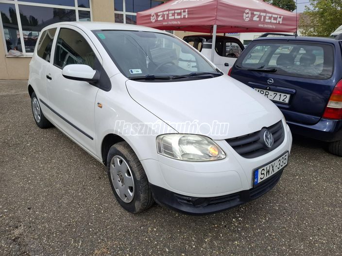 VOLKSWAGEN FOX