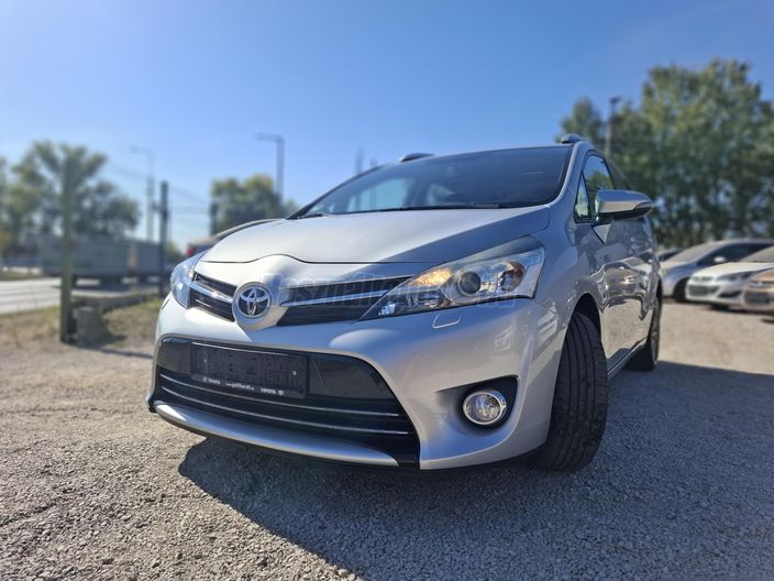 TOYOTA VERSO 1.6 D-4D Executive [7 személy]