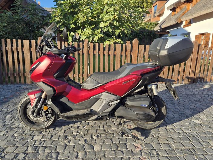 HONDA ADV 350