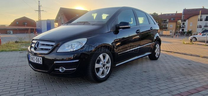 MERCEDES-BENZ B 180 CDI Autotronic