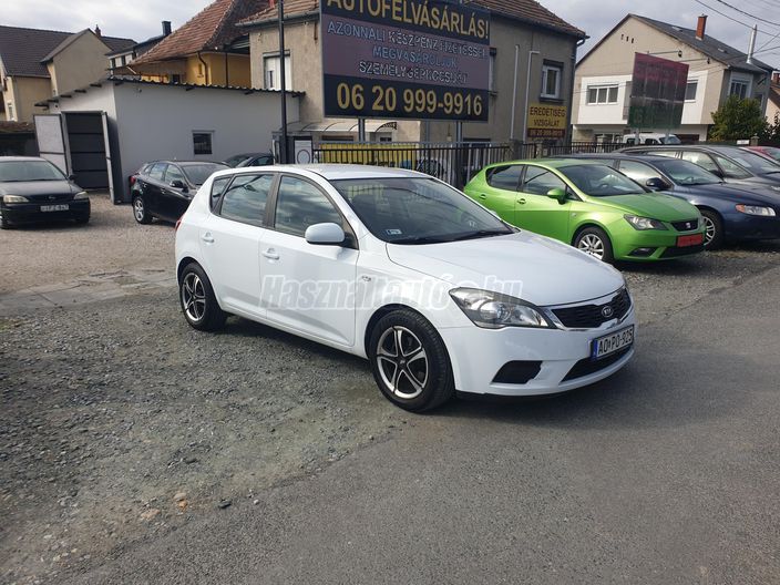 KIA CEE'D 1.4 EX
